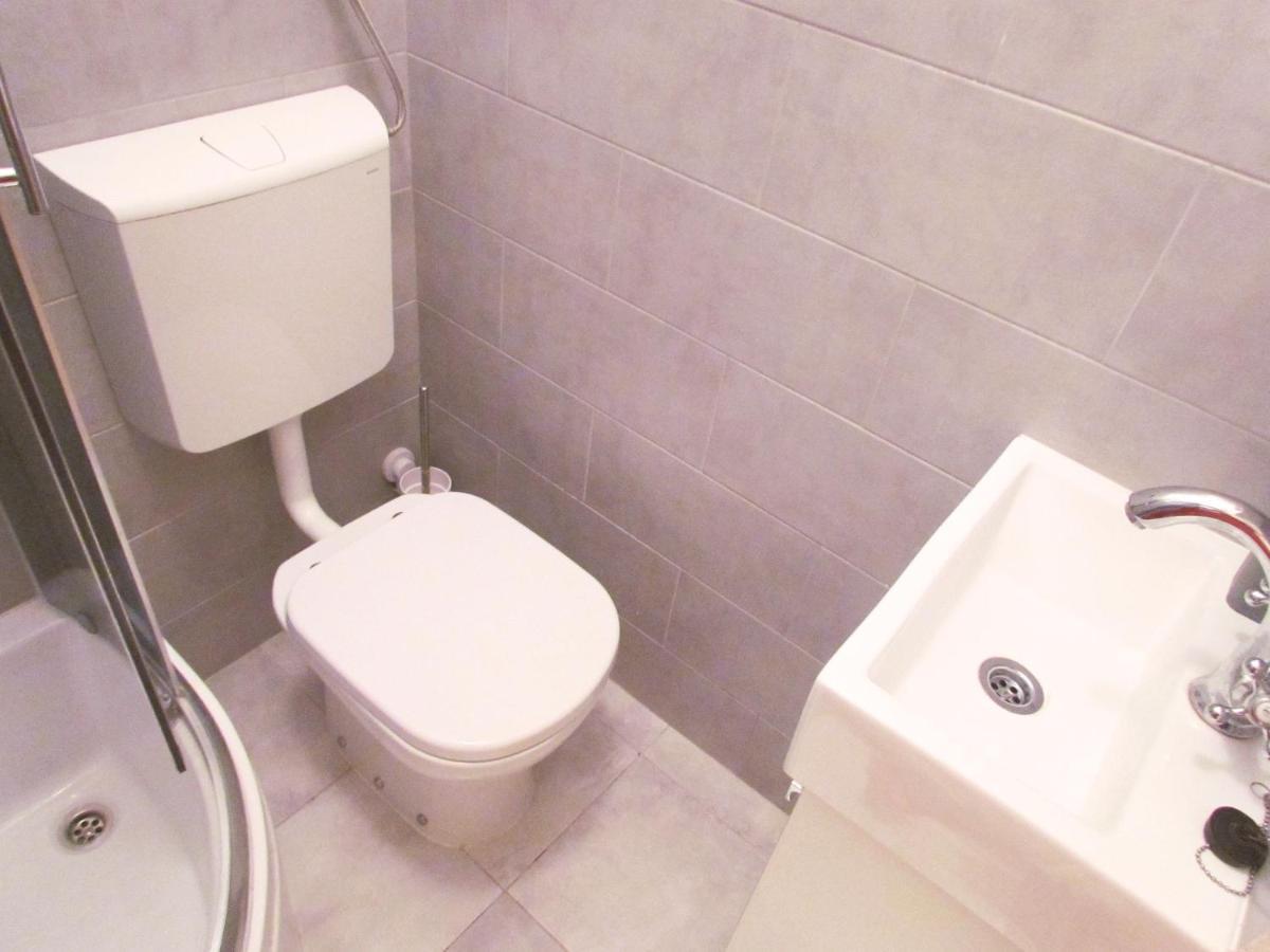 Center Studio Apartment Pula Exterior foto